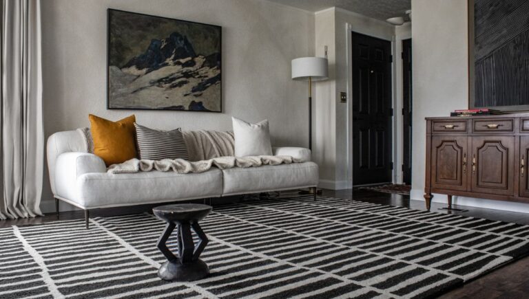 Introduction Enhance Your Home Décor with the Timeless Charm of Checkered Rugs