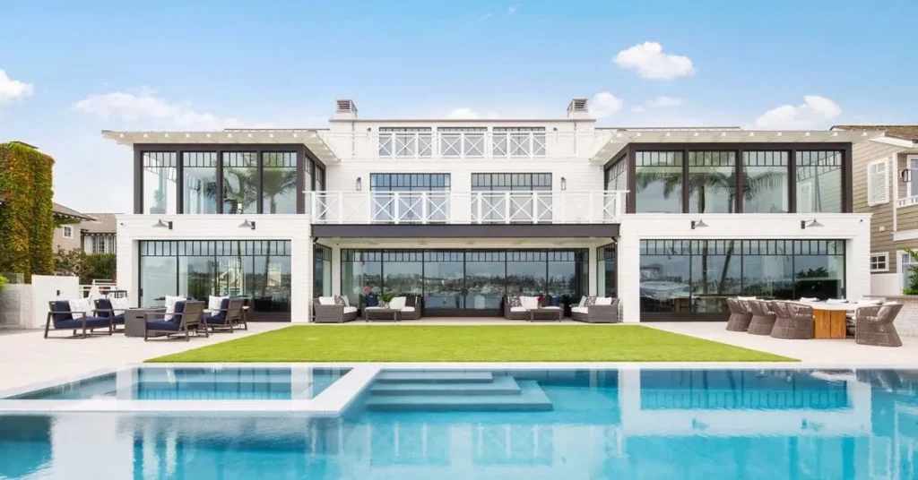 Modern Beach Houses