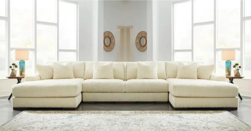 Lindyn Fog Sectional