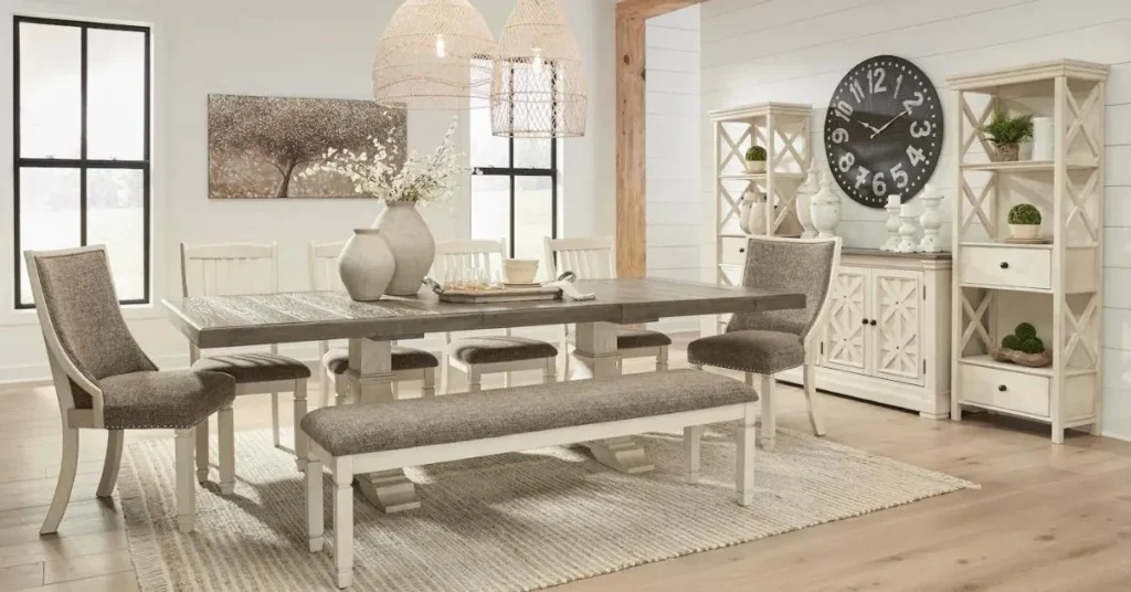 Bolanburg Dining Set