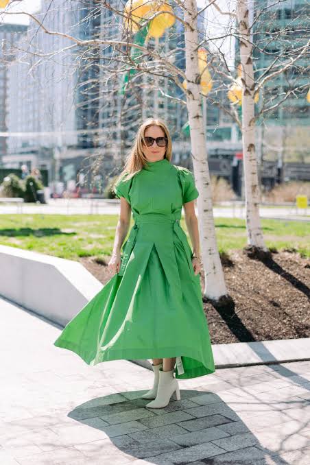 How to Layer a Green Dress for Chilly Days